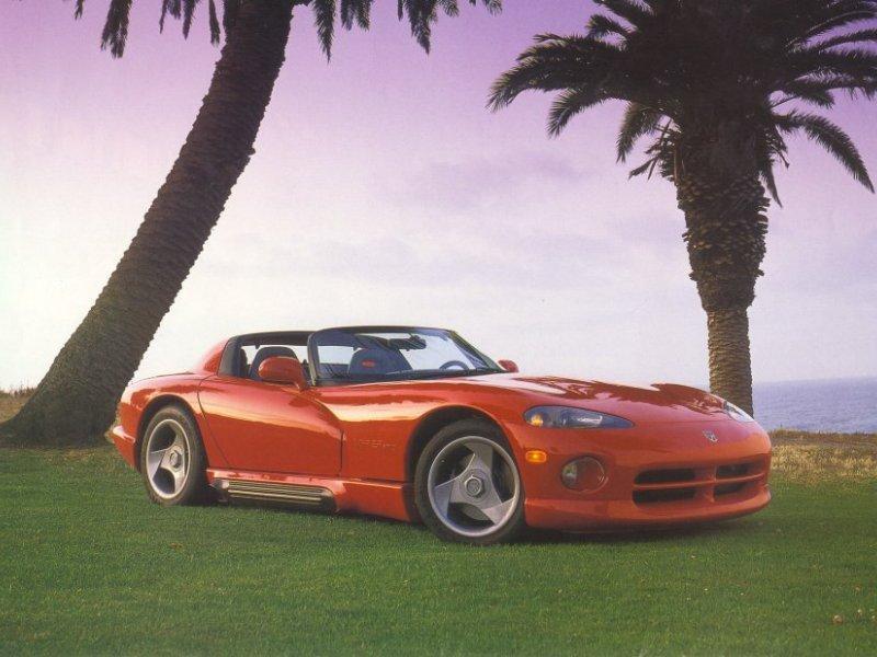 DoDge viper 2003 model